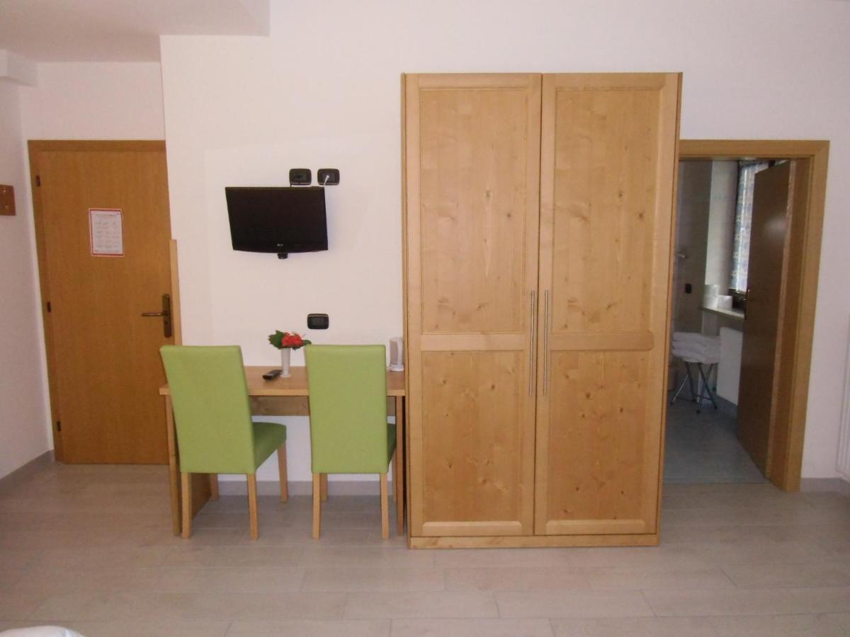 Garni Festil Hotell Campitello di Fassa Eksteriør bilde
