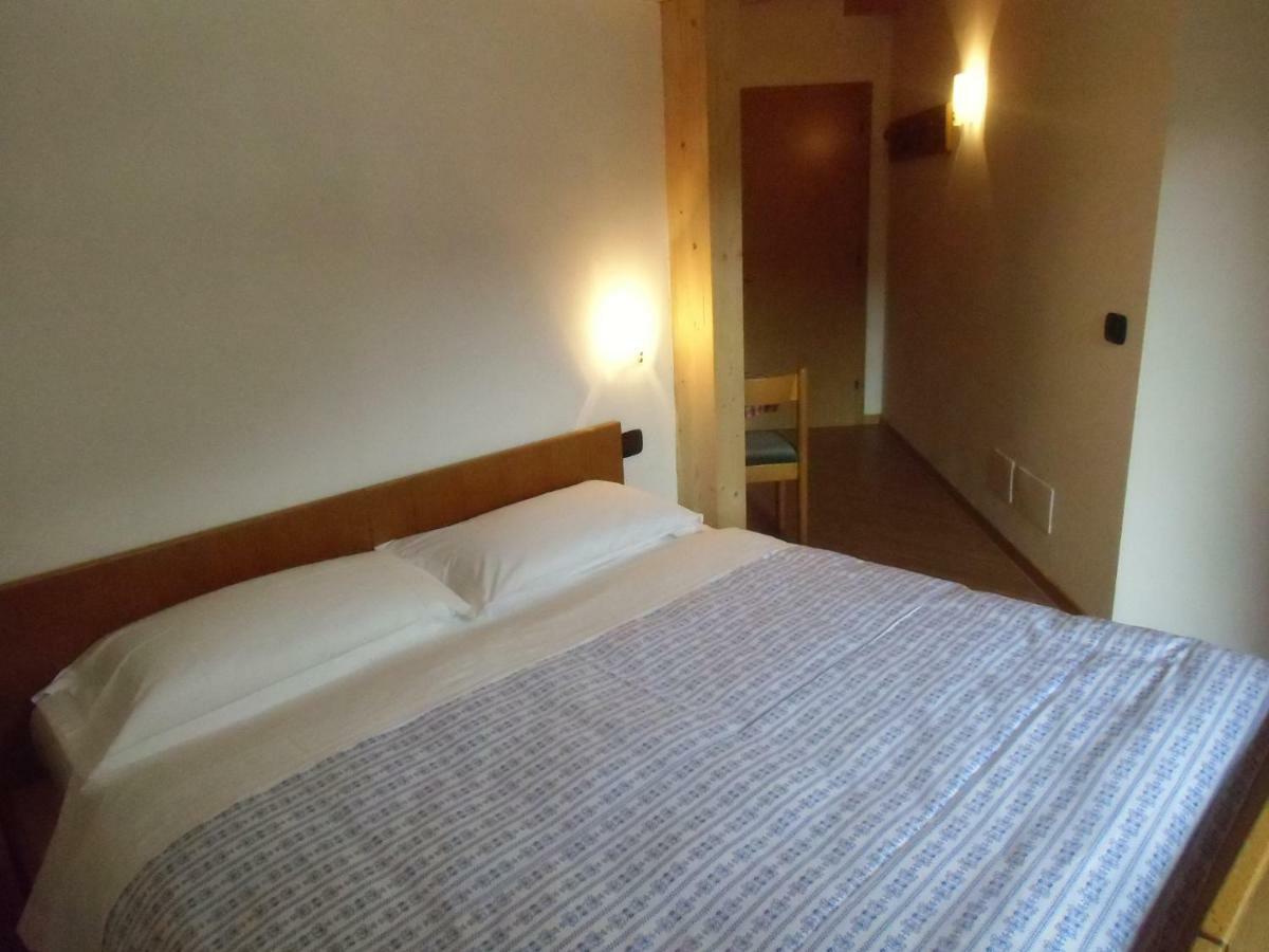Garni Festil Hotell Campitello di Fassa Eksteriør bilde