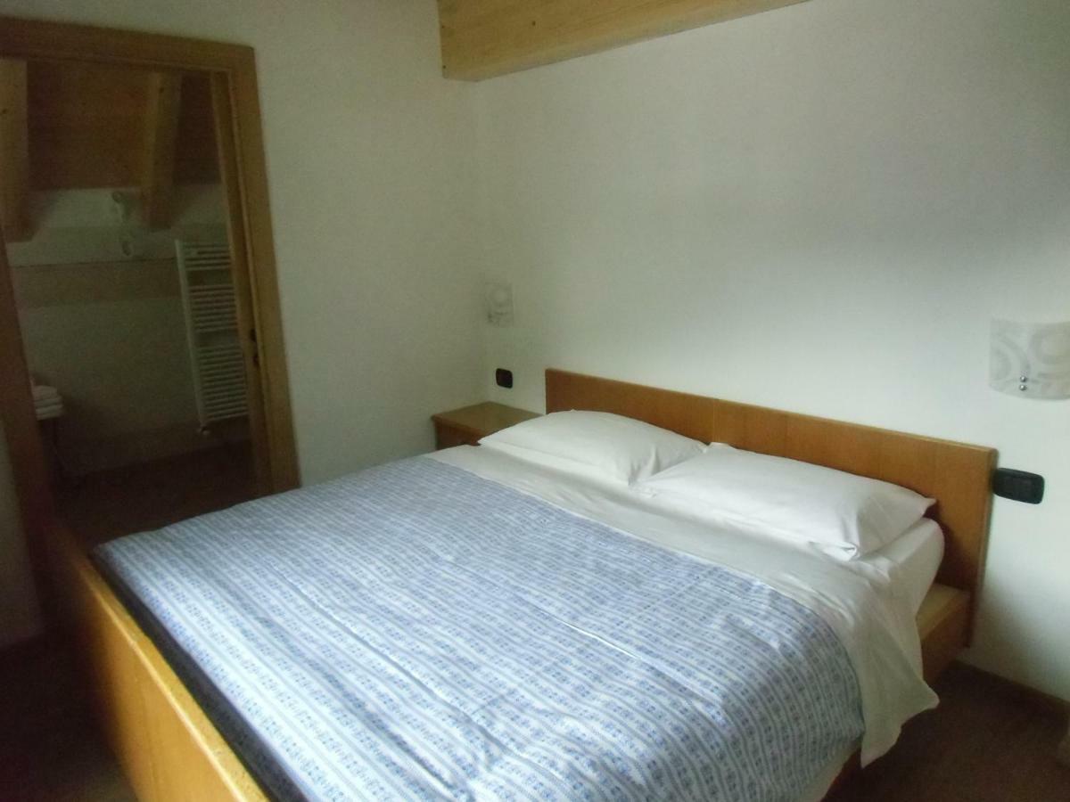 Garni Festil Hotell Campitello di Fassa Eksteriør bilde