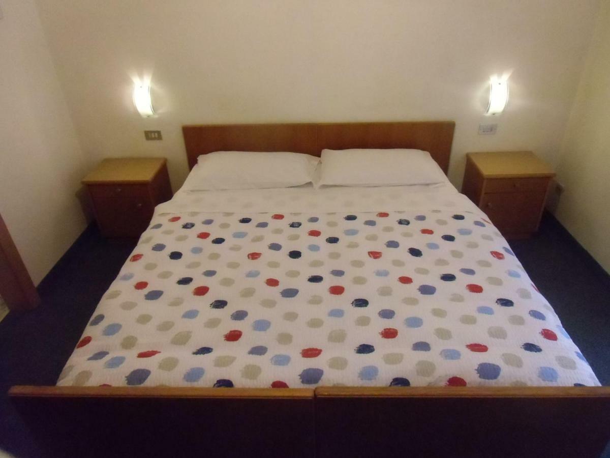 Garni Festil Hotell Campitello di Fassa Eksteriør bilde