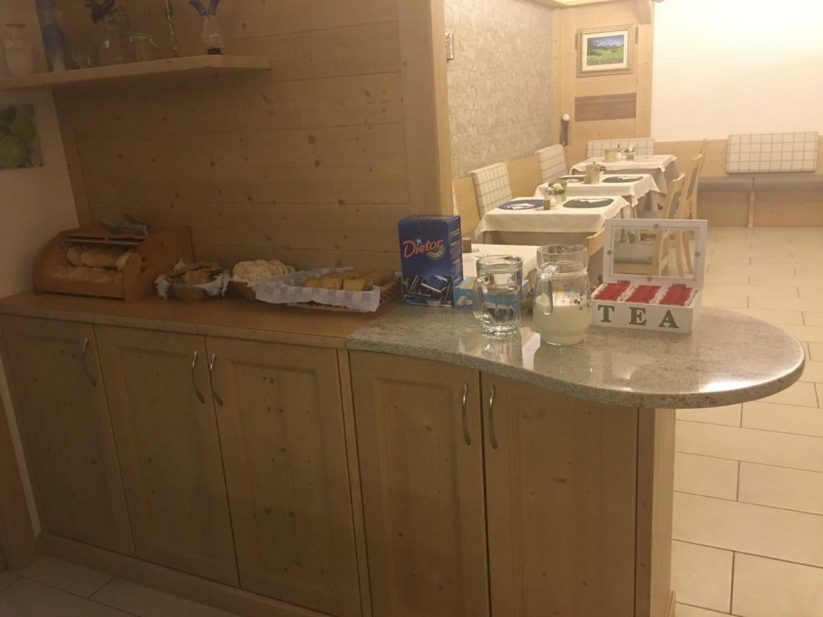 Garni Festil Hotell Campitello di Fassa Eksteriør bilde